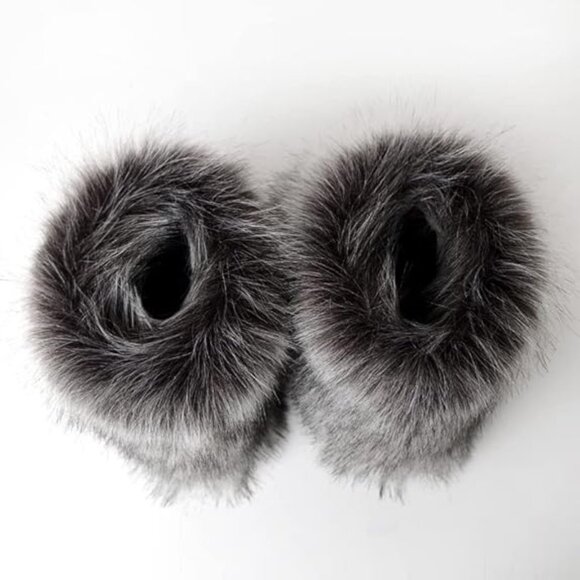 Neiman Marcus Lucine Faux Fur Italian Boots - Picture 4 of 4